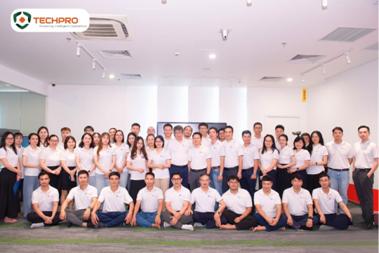 TECHPRO RA MẮT BỘ NHẬN DIỆN THƯƠNG HIỆU MỚI: KỶ NGUYÊN KIẾN TẠO VẬN HÀNH THÔNG MINH 